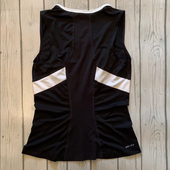 Nike Tank Top Size Small - Picture 4 of 5